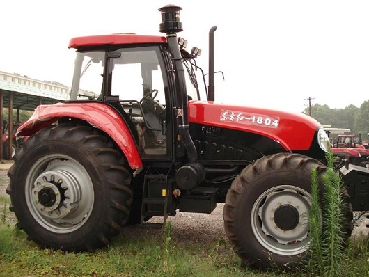 YTO-Tractor-X1804